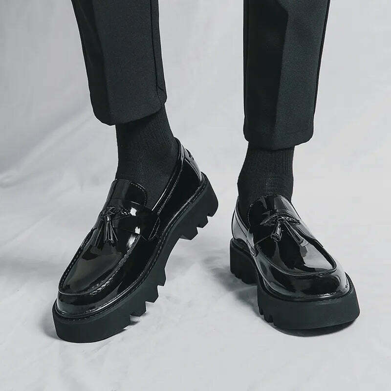 Y2K Aesthetic Patent Tassel Loafers - Coquette Grunge with Old Money E Y2K Aesthetic Patent Tassel Loafers - Coquette Grunge with Old Money E
