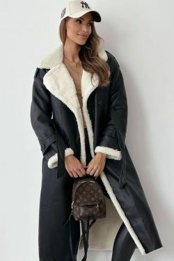 Y2K Aesthetic Plush Coat: Coquette Style Leather Jacket for Women - Grunge Fashion Statement Piece