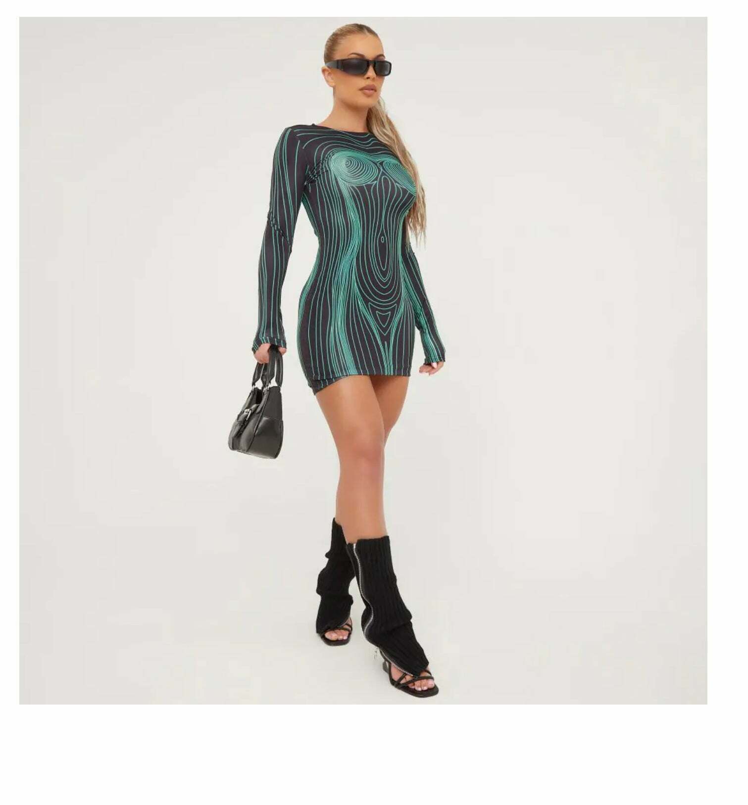 Y2K Aesthetic Printed Long-Sleeved Fit Dress for Women - Coquette Style with Grunge and Pastel Y2K Aesthetic Printed Long-Sleeved Fit Dress for Women - Coquette Style with Grunge and Pastel