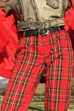 Y2K Aesthetic Red Plaid Cargo Skirt - Coquette Grunge Fashion for Women