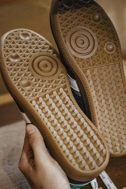 Y2K Aesthetic Retro Revival Sneakers for Niche Women Fashion