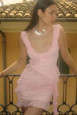 Y2K Aesthetic Ruffle Backless Top - Coquette Style Grunge Fashion - Cute Pastel Goth Outfit