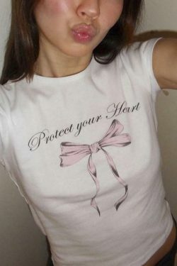 Y2K Aesthetic Short Sleeve Crop Tee with Lettering & Bow Print