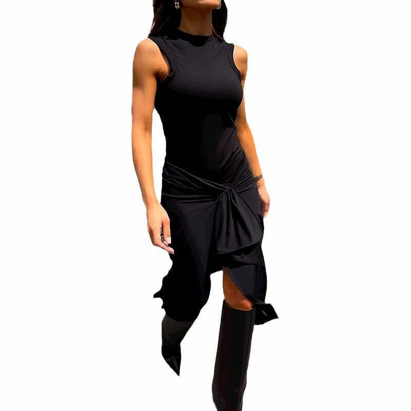 Y2K Aesthetic Sleeveless Black Pleated Dress - Coquette Style Cargo Skirt Outfit Y2K Aesthetic Sleeveless Black Pleated Dress - Coquette Style Cargo Skirt Outfit