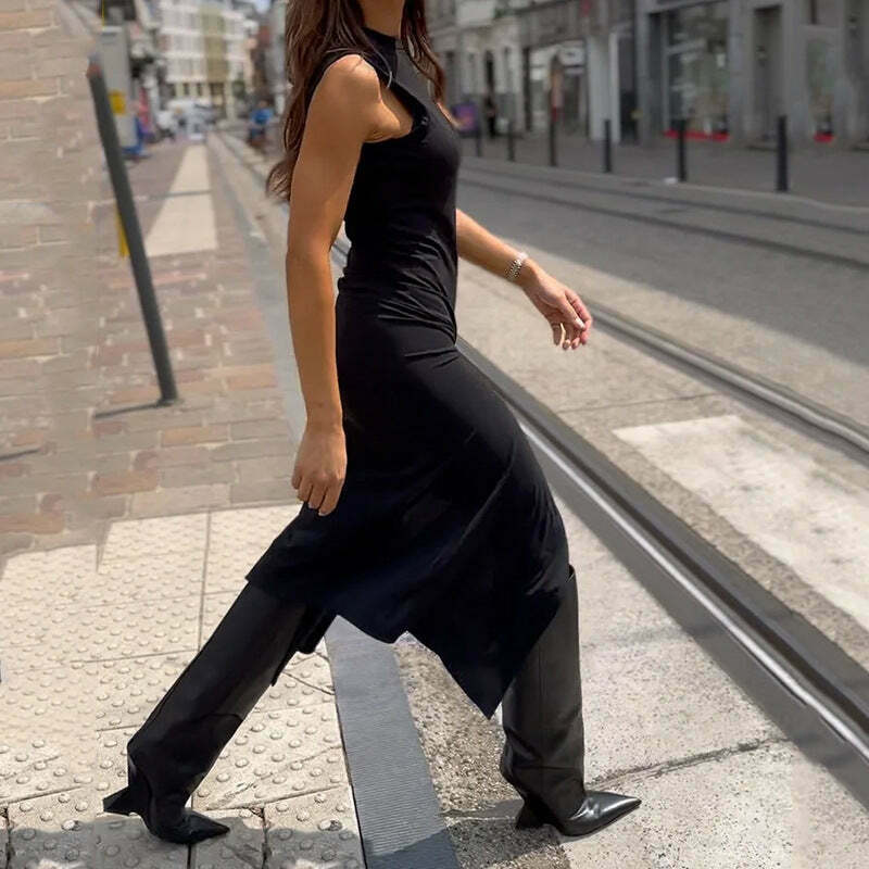 Y2K Aesthetic Sleeveless Black Pleated Dress - Coquette Style Cargo Skirt Outfit Y2K Aesthetic Sleeveless Black Pleated Dress - Coquette Style Cargo Skirt Outfit