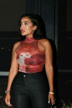 Y2K Aesthetic Sleeveless Crop Top: Coquette Style Grunge Fashion with Pastel Goth Vibes