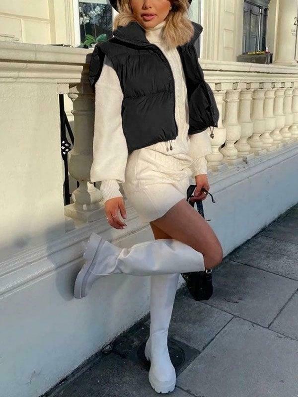 Y2K Aesthetic Sleeveless Cropped Puffer Jacket in Coquette Style Y2K Aesthetic Sleeveless Cropped Puffer Jacket in Coquette Style