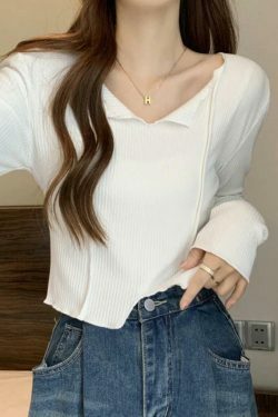 Y2K Aesthetic Solid V-Neck Slit Hem Long Sleeve Knit Sweater