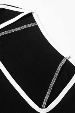 Y2K Aesthetic Square Neck Long Sleeve Tee with Contrast Color Piping - Coquette Fashion for Women