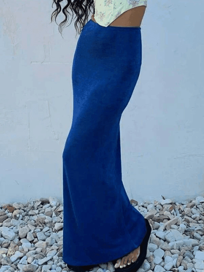 Y2K Aesthetic Stretchy Maxi Skirt in Coquette Style with Grunge Influence