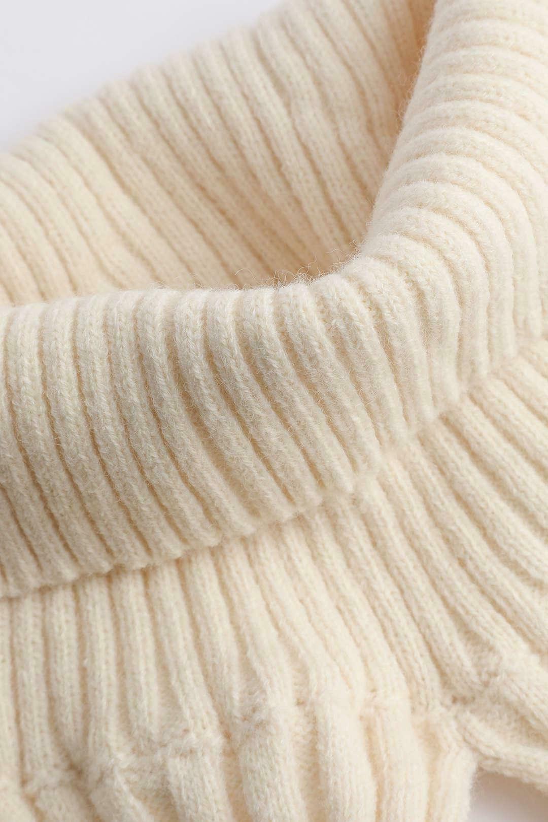 Y2K Aesthetic Turtleneck Cut Out Sleeveless Crop Top for Women - Coquette Style Grunge Fashion Y2K Aesthetic Turtleneck Cut Out Sleeveless Crop Top for Women - Coquette Style Grunge Fashion