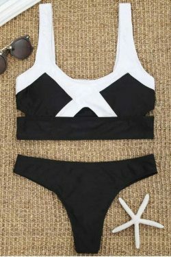Y2K Aesthetic Two-Tone Cut-Out Thong Bikini Set in Coquette Style