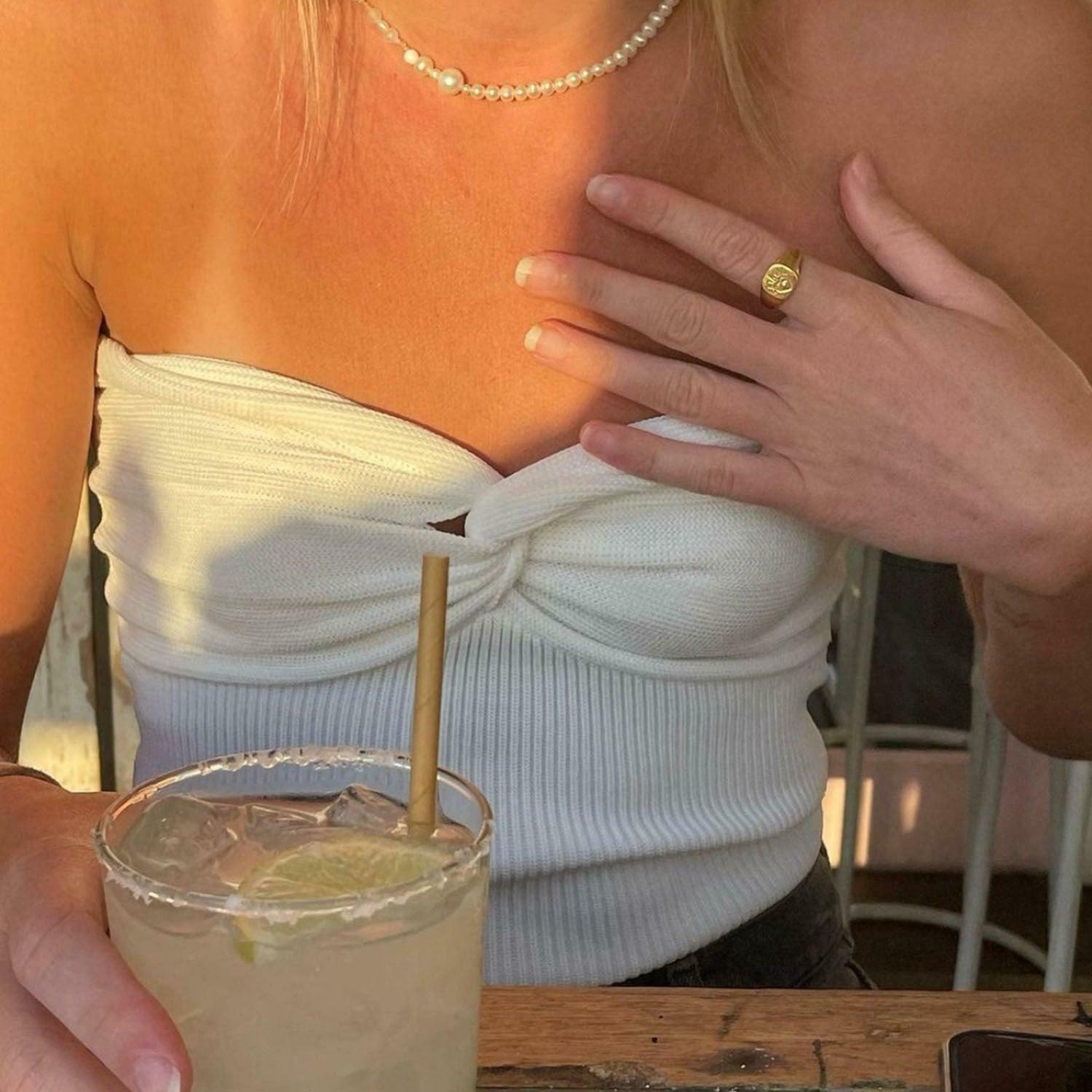 Y2K Aesthetic Vallice Strapless Off Shoulder Top - Coquette Style Cute Pastel Goth Fashion Y2K Aesthetic Vallice Strapless Off Shoulder Top - Coquette Style Cute Pastel Goth Fashion