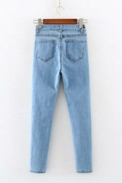 Y2K Aesthetic Wardrobe Essential: Coquette Cargo Skirt & Pencil Jeans