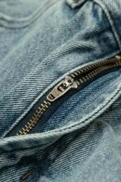 Y2K Balloon Fit Distressed Denim Jeans - Coquette Aesthetic Grunge & Pastel Goth Style