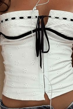 Y2K Broderie Lace Bandeau Top with a Coquette Aesthetic