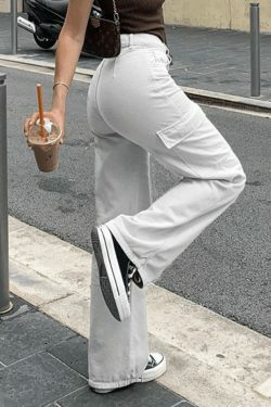 Y2K Cargo Pants: Coquette Aesthetic Grunge Style with a Vintage Vibe