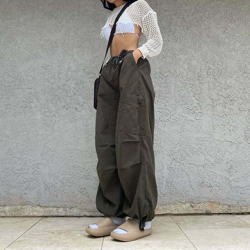 Y2K Cargo Pants with 4 Pockets: Coquette Aesthetic Grunge Style for Women Fashion Y2K Cargo Pants with 4 Pockets: Coquette Aesthetic Grunge Style for Women Fashion