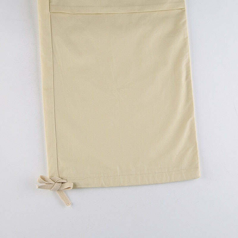 Y2K Cargo Pants with 4 Pockets: Coquette Aesthetic Grunge Style for Women Fashion Y2K Cargo Pants with 4 Pockets: Coquette Aesthetic Grunge Style for Women Fashion