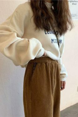 Y2K Coquette Aesthetic Cargo Skirt: Grunge Style, Cute Tops