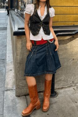 Y2K Corset Top with Denim Detail: Coquette Aesthetic Grunge Style Cargo Skirt Outfit