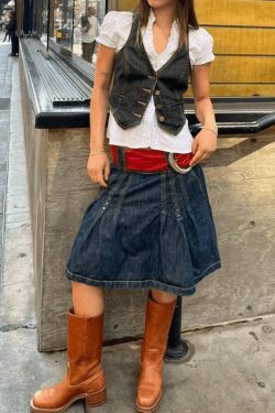 Y2K Corset Top with Denim Detail: Coquette Aesthetic Grunge Style Cargo Skirt Outfit