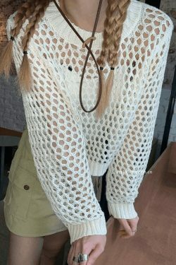 Y2K Crochet Knit Long Sleeve Crop Top - Coquette Aesthetic Grunge Style, Cute Pastel Goth Fashion