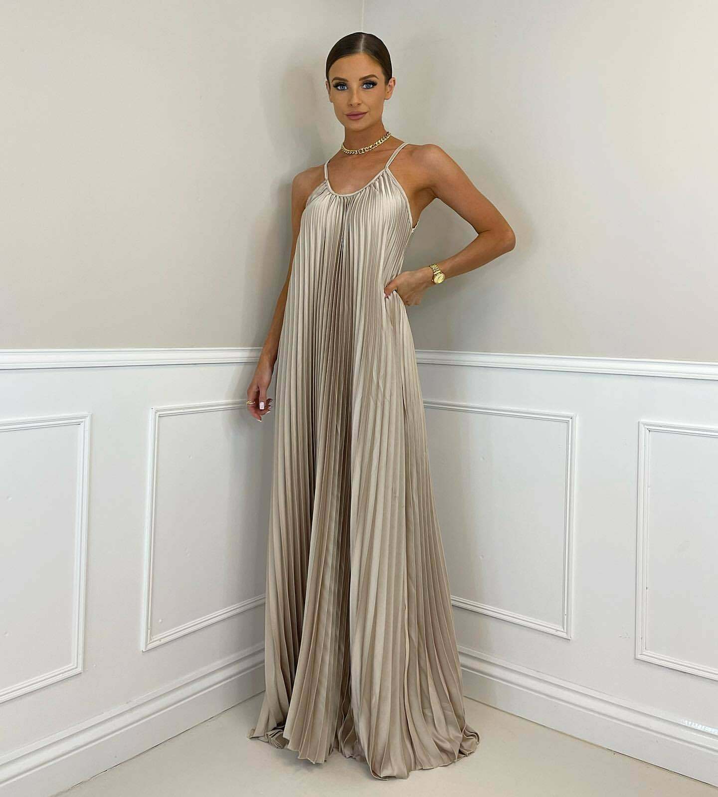 Y2K Fashion Halter Neck Dress: Elegant Pleated Long Dress - Coquette Aesthetic,