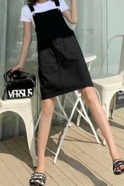 Y2K Fashion: School Bus Dungarees for Women - Coquette Aesthetic Cargo Skirt & Grunge Style Outfit