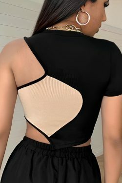 Y2K Fashion: She's Cutting Edge Crop Top - Coquette Aesthetic Grunge Style Cute Tops & Cargo Skirt