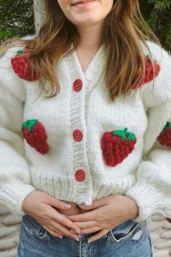 Y2K Fashion Strawberry Knitted Cardigan - Coquette Aesthetic Grunge Style