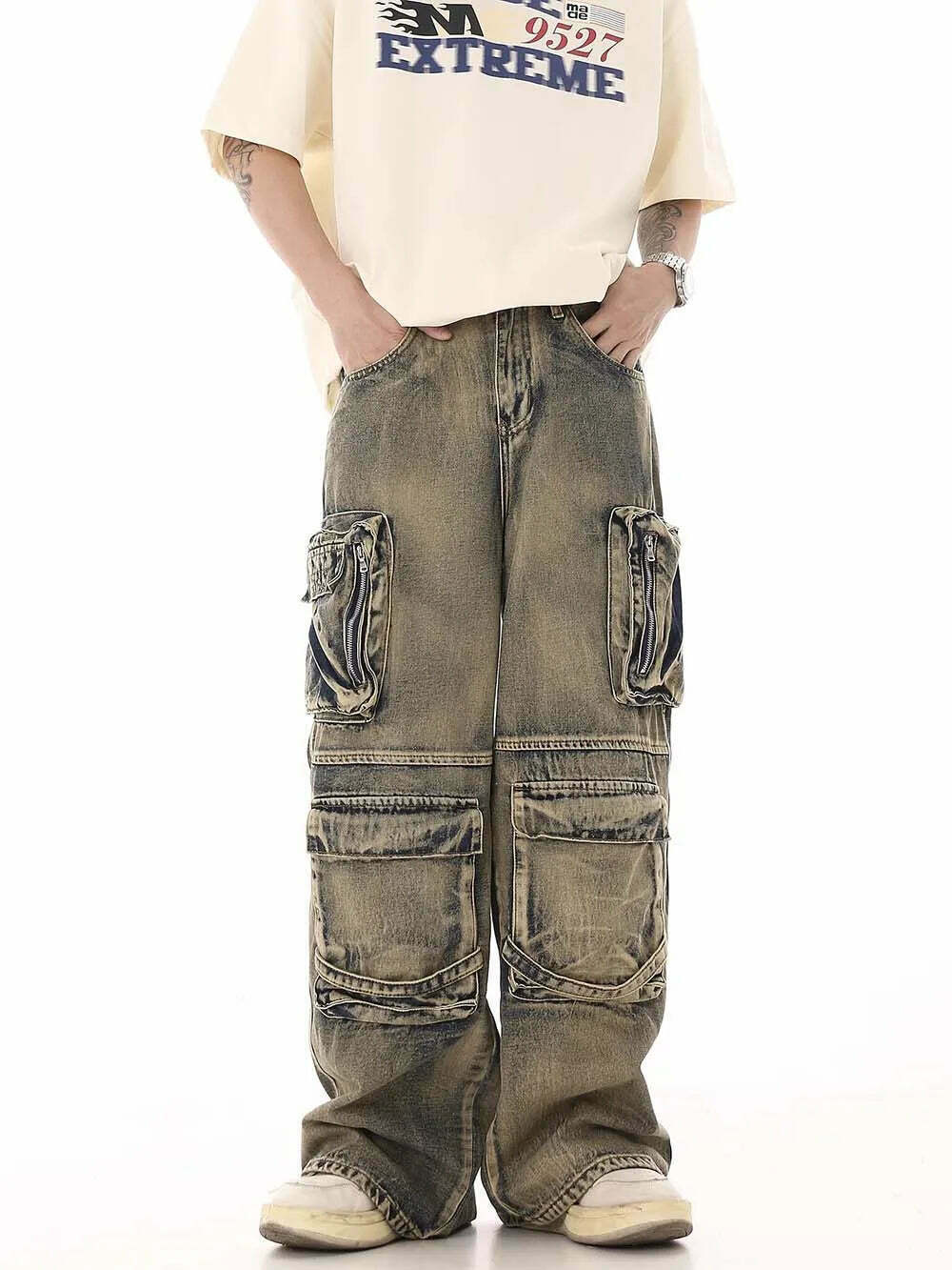 Y2K Grunge Style Dirty Wash Cargo Jeans with Multiple Pockets Y2K Grunge Style Dirty Wash Cargo Jeans with Multiple Pockets