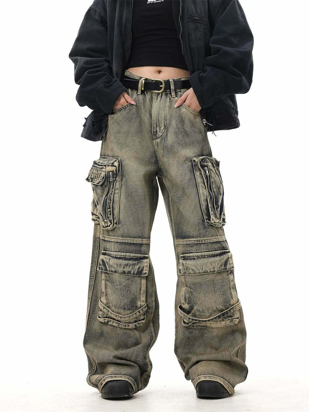 Y2K Grunge Style Dirty Wash Cargo Jeans with Multiple Pockets Y2K Grunge Style Dirty Wash Cargo Jeans with Multiple Pockets