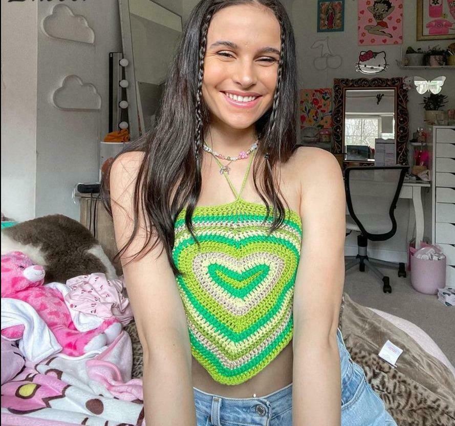 Y2K Heart Knit Crop Top - Coquette Aesthetic Grunge Style Cute Tops Pastel Goth Fashion Y2K Heart Knit Crop Top - Coquette Aesthetic Grunge Style Cute Tops Pastel Goth Fashion