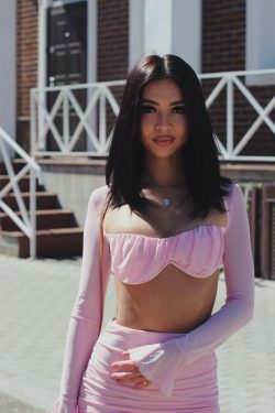 Y2K Levi Luxe Matching Set for Women: Coquette Aesthetic Cargo Skirt & Comfy Hoodie