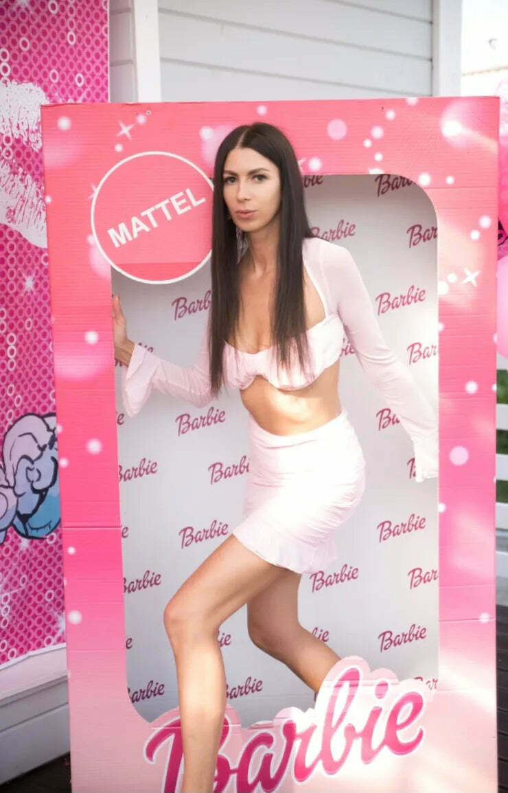 Y2K Levi Luxe Matching Set for Women: Coquette Aesthetic Cargo Skirt & Comfy Hoodie Y2K Levi Luxe Matching Set for Women: Coquette Aesthetic Cargo Skirt & Comfy Hoodie