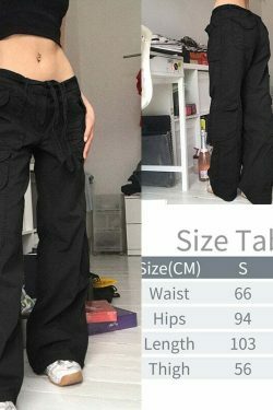 Y2K Oversize Cargo Pants: Grunge & Coquette Style, Pastel Goth Influence, Old Money Vibes