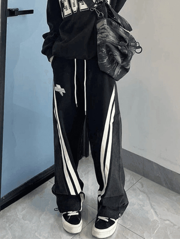 Y2K Patchwork Striped Baggy Boyfriend Jeans - Coquette Aesthetic Grunge Style Women's Fashion Y2K Patchwork Striped Baggy Boyfriend Jeans - Coquette Aesthetic Grunge Style Women's Fashion