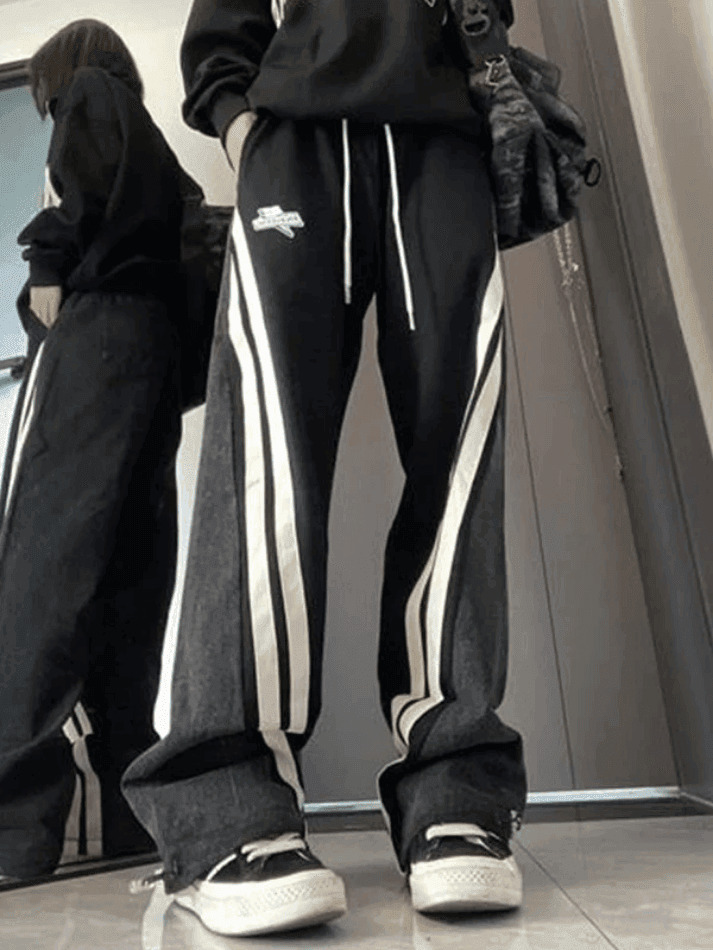 Y2K Patchwork Striped Baggy Boyfriend Jeans - Coquette Aesthetic Grunge Style Women's Fashion Y2K Patchwork Striped Baggy Boyfriend Jeans - Coquette Aesthetic Grunge Style Women's Fashion