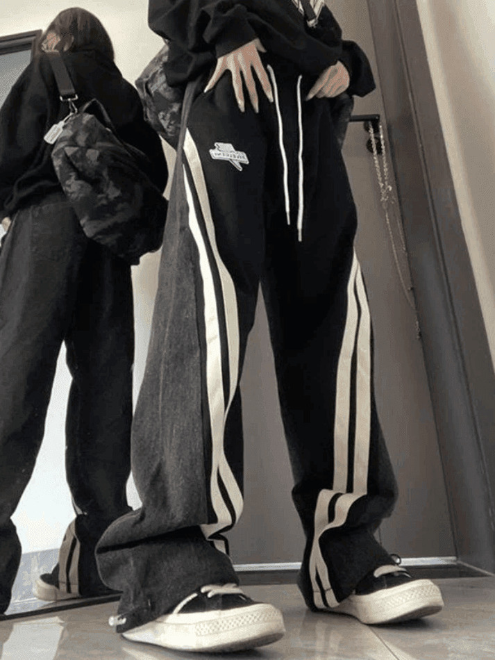 Y2K Patchwork Striped Baggy Boyfriend Jeans - Coquette Aesthetic Grunge Style Women's Fashion Y2K Patchwork Striped Baggy Boyfriend Jeans - Coquette Aesthetic Grunge Style Women's Fashion