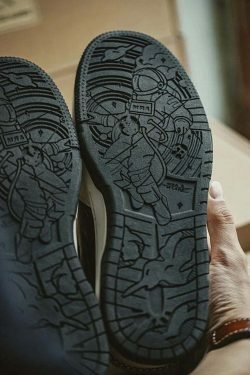 Y2K Retro Skate Sneakers in Black/White - Vintage Aesthetic Footwear