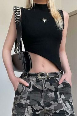 Y2K Star Detail Crop Top: Coquette Aesthetic, Grunge Style, Pastel Goth Vibes
