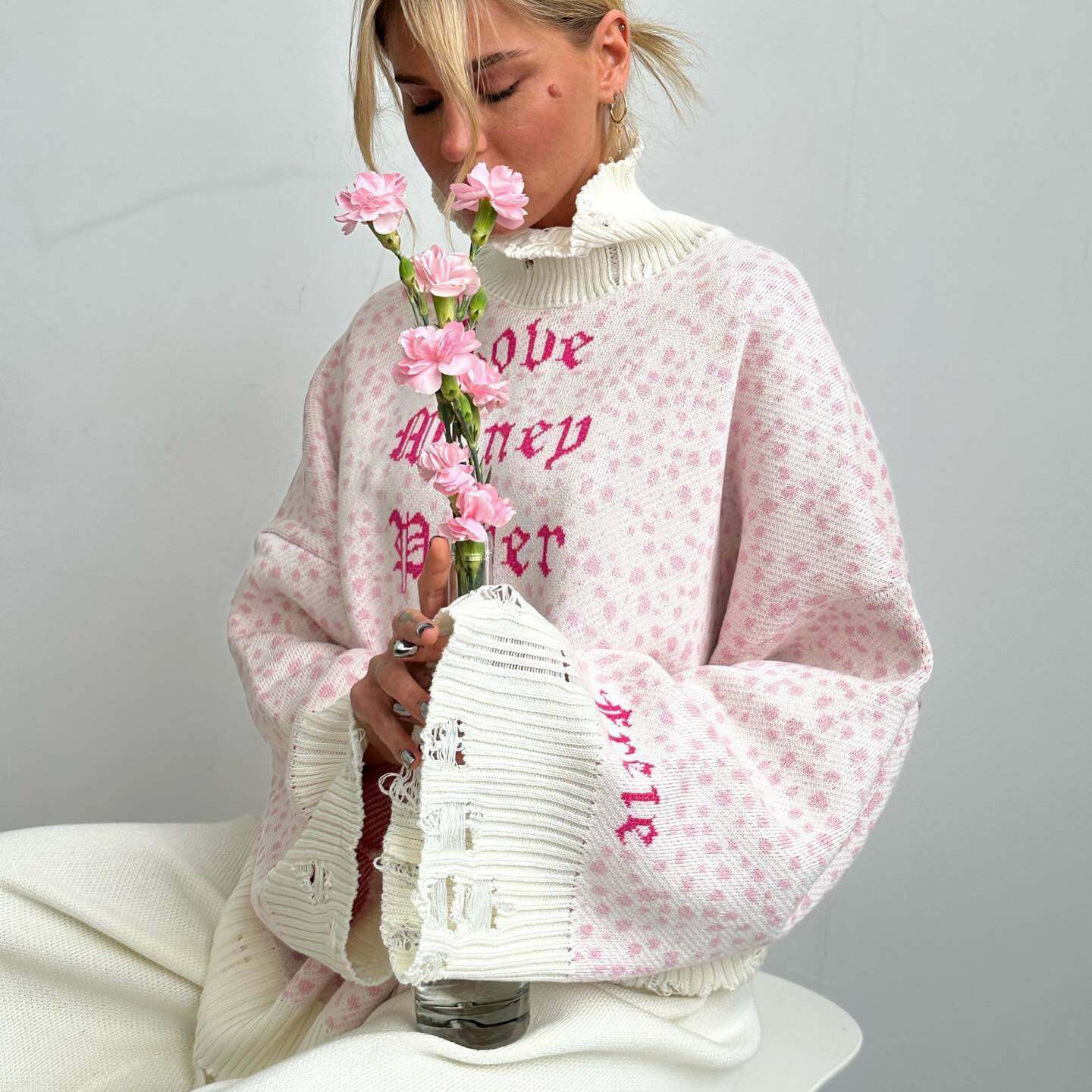 Y2K Street Style Loose Letter Embroidered Sweatshirt for Women - Coquette Aesthetic Grunge Fashion Y2K Street Style Loose Letter Embroidered Sweatshirt for Women - Coquette Aesthetic Grunge Fashion