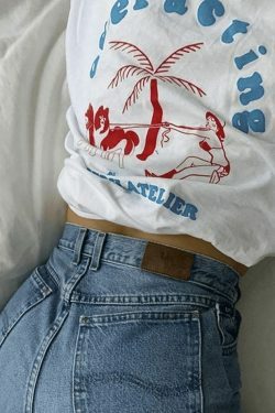 Y2K Vintage Logo Print Oversized Tee - Coquette Aesthetic Grunge Style Women's Fashion