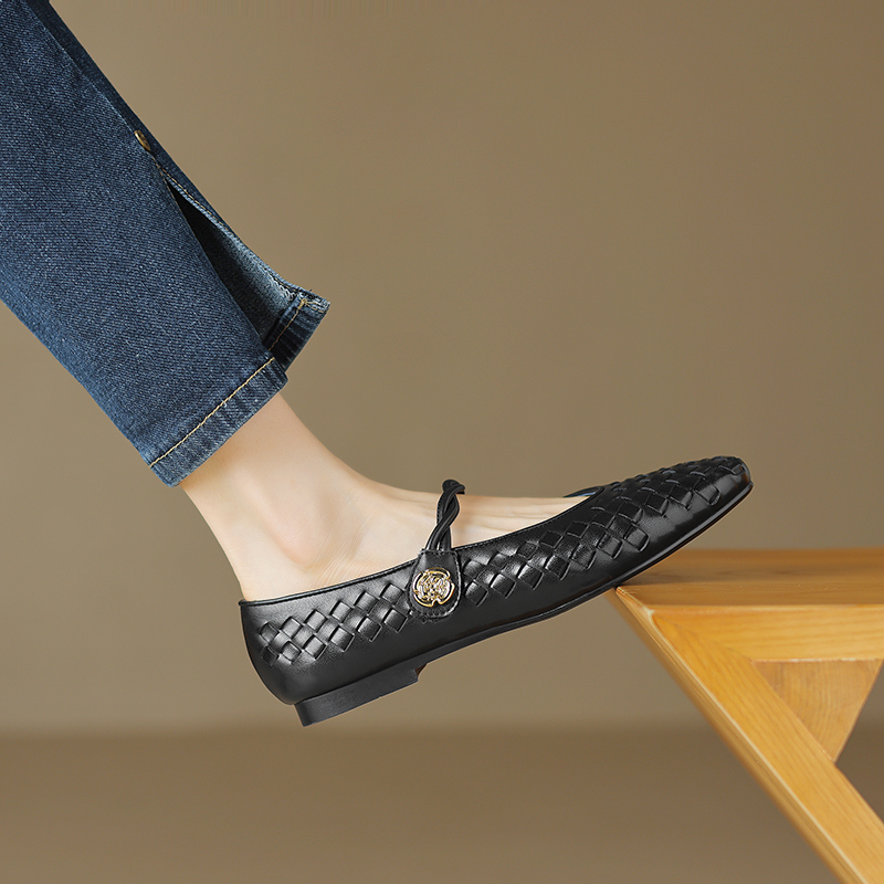 1 cm Italian-Style Soft Sole Leather Flats - Comfortable Fully Padded Interior for All-Day Wear 1 cm Italian-Style Soft Sole Leather Flats - Comfortable Fully Padded Interior for All-Day Wear