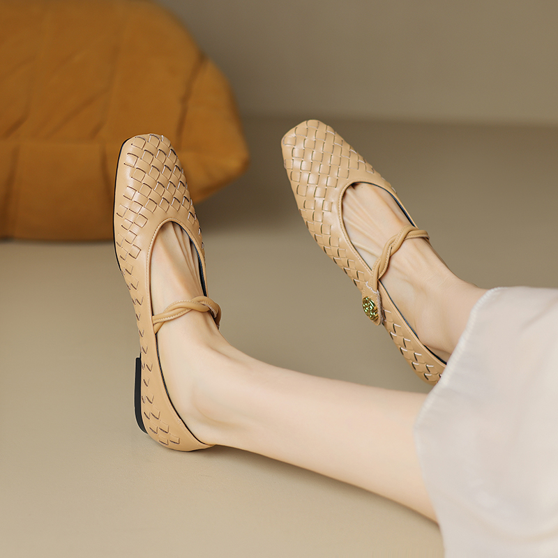1 cm Italian-Style Soft Sole Leather Flats - Comfortable Fully Padded Interior for All-Day Wear 1 cm Italian-Style Soft Sole Leather Flats - Comfortable Fully Padded Interior for All-Day Wear