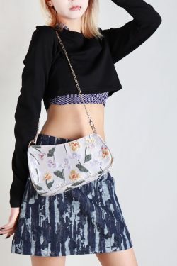 2022 Women's Three-Dimensional Embroidered Lace Pearl Chain Underarm Crossbody Bag - Trendy Niche Handbag