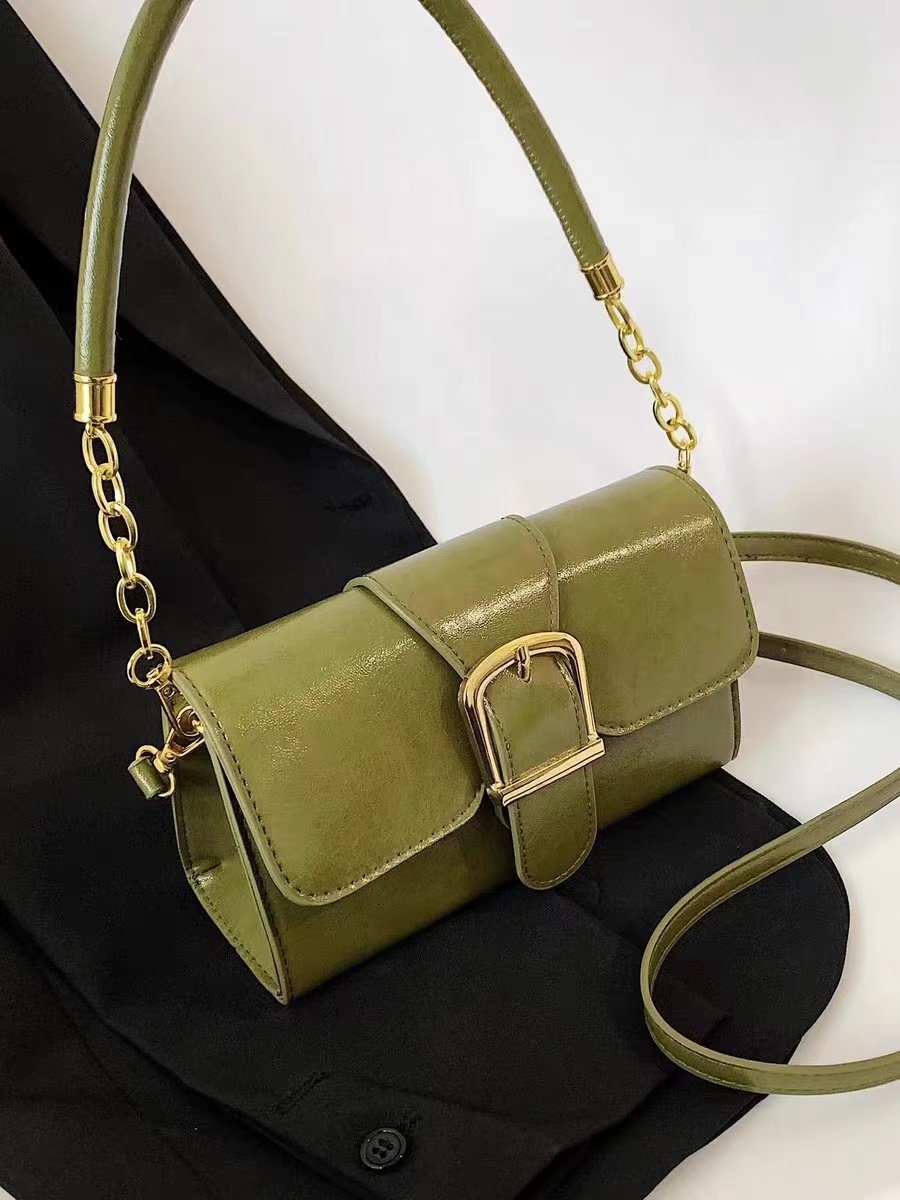 2023 Casual Shiny Green Small Square Crossbody Bag - Elegant Shoulder Underarm Bag for Women, Niche Fashion Accessory 2023 Casual Shiny Green Small Square Crossbody Bag - Elegant Shoulder Underarm Bag for Women, Niche Fashion Accessory