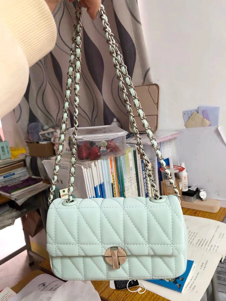 2023 Niche Design Single-Shoulder Chain Crossbody Bag for Women - High-End Quilted Casual Underarm Purse 2023 Niche Design Single-Shoulder Chain Crossbody Bag for Women - High-End Quilted Casual Underarm Purse