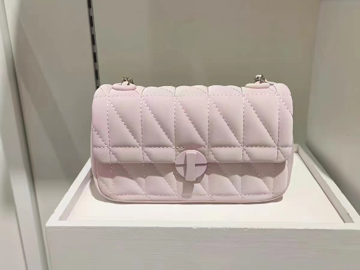 2023 Niche Design Single-Shoulder Chain Crossbody Bag for Women - High-End Quilted Casual Underarm Purse 2023 Niche Design Single-Shoulder Chain Crossbody Bag for Women - High-End Quilted Casual Underarm Purse